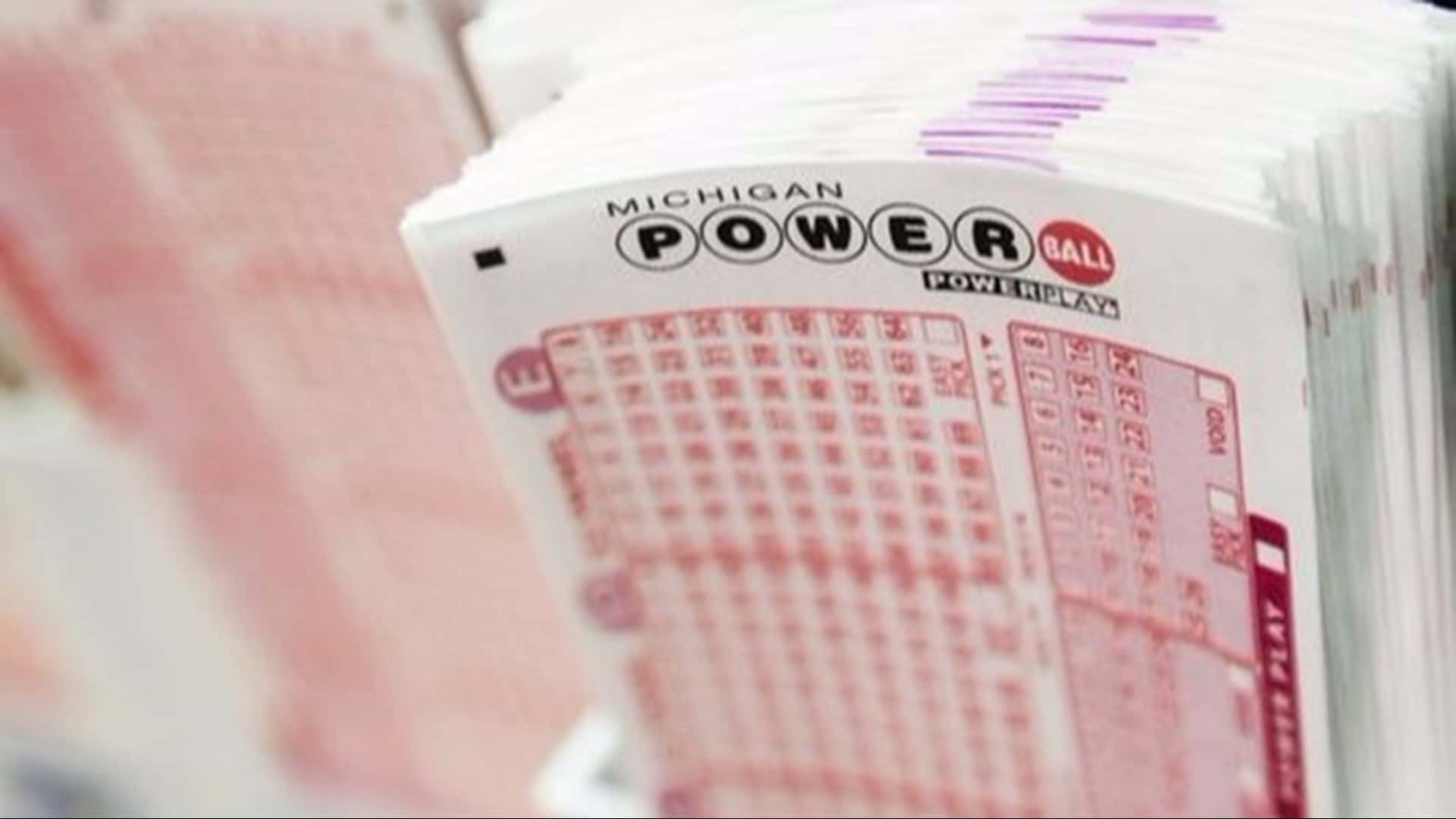 Michigan Powerball Lottery Club Strikes Gold with 1 Million Win