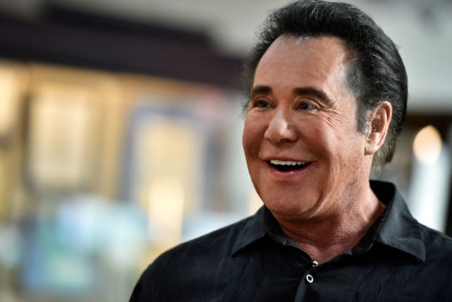 wayne newton net worth