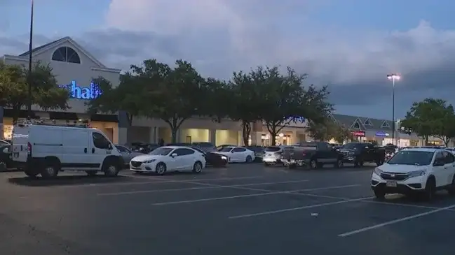 A Woman’s Body Was Found Behind Busy Shopping Plaza: Florida Police