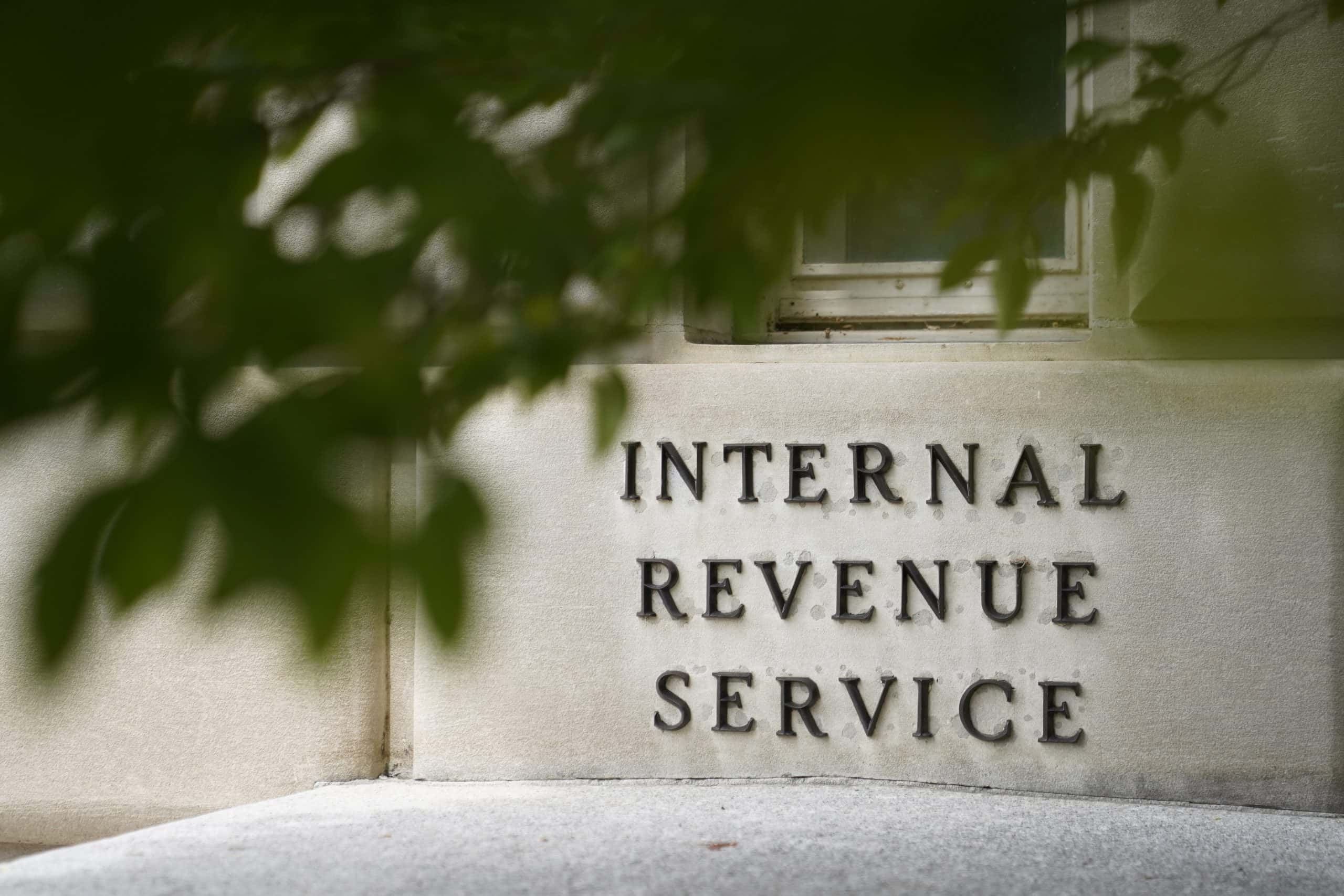 IRS Raises Maximum Contribution Limit for Retirement Savings Plans in 2022