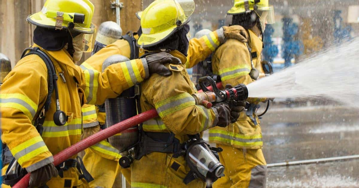 Illinois Lawmakers Propose Tax Credits to Address Firefighter Shortage Statewide