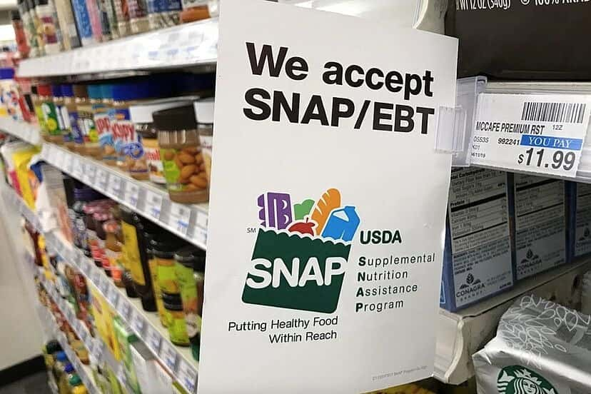 Chicago Seniors Receive Lower SNAP Benefits Following Changes In Work Requirements