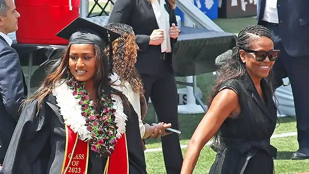 Michelle and Barack Obama generate excitement for their daughter Sasha’s USC graduation