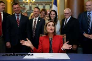 Iowa Governor Signs New Property Tax Law: Seniors And Veterans Can Apply Now 