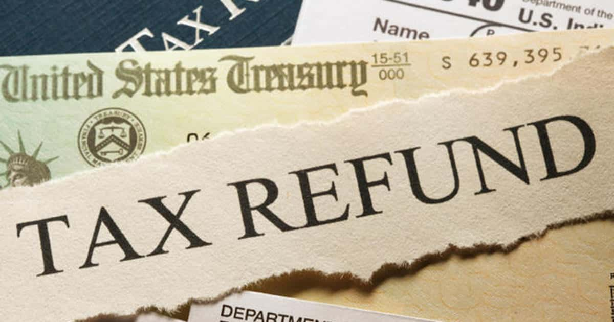 Canadians Advised on How to Best Use their Tax Refund Amid Economic Uncertainty