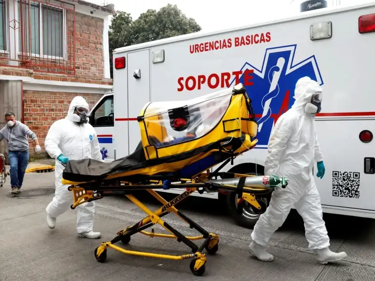 A hospital in Mexico has reported sick paramedics who reacted to deaths