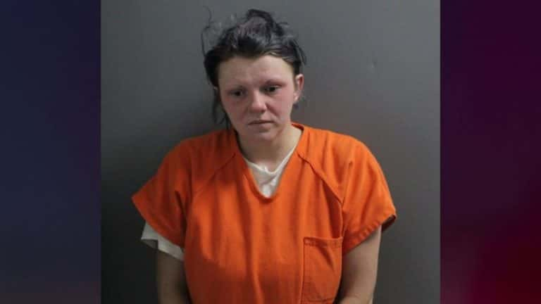 Arkansas Woman Was Arrested For Killing A Man, Burning His Remains, And Disposing Of His Body Outside A Gate