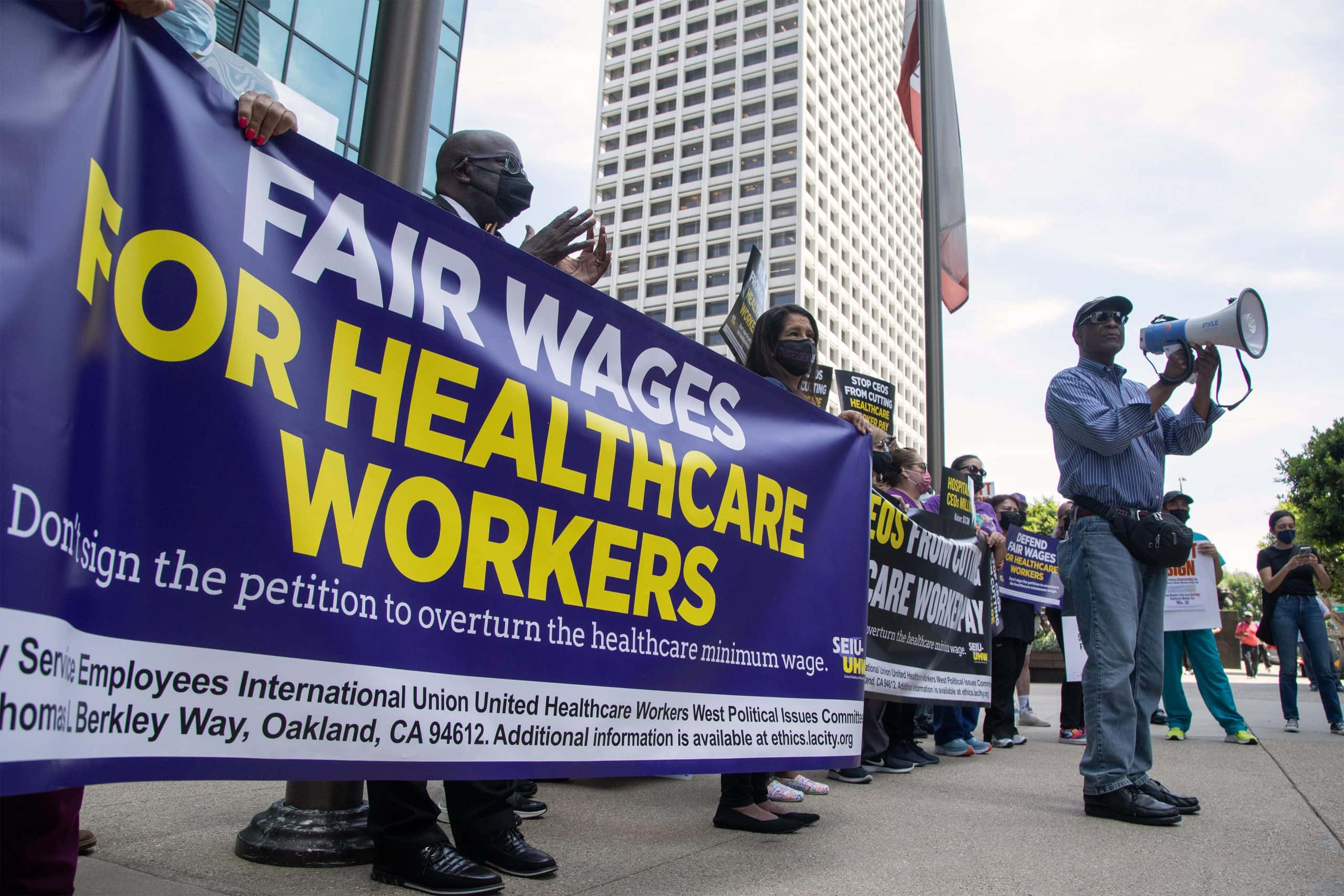 Eligible Healthcare Workers To Expect $25 Minimum Wage Following New California Bill