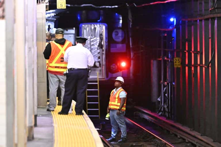 Subway surfing deaths