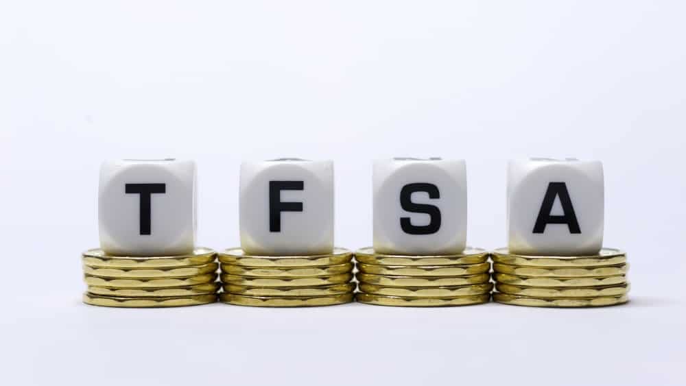 TFSA Can Invest In Stocks That Can Help Earn Tax-Free Cash Monthly