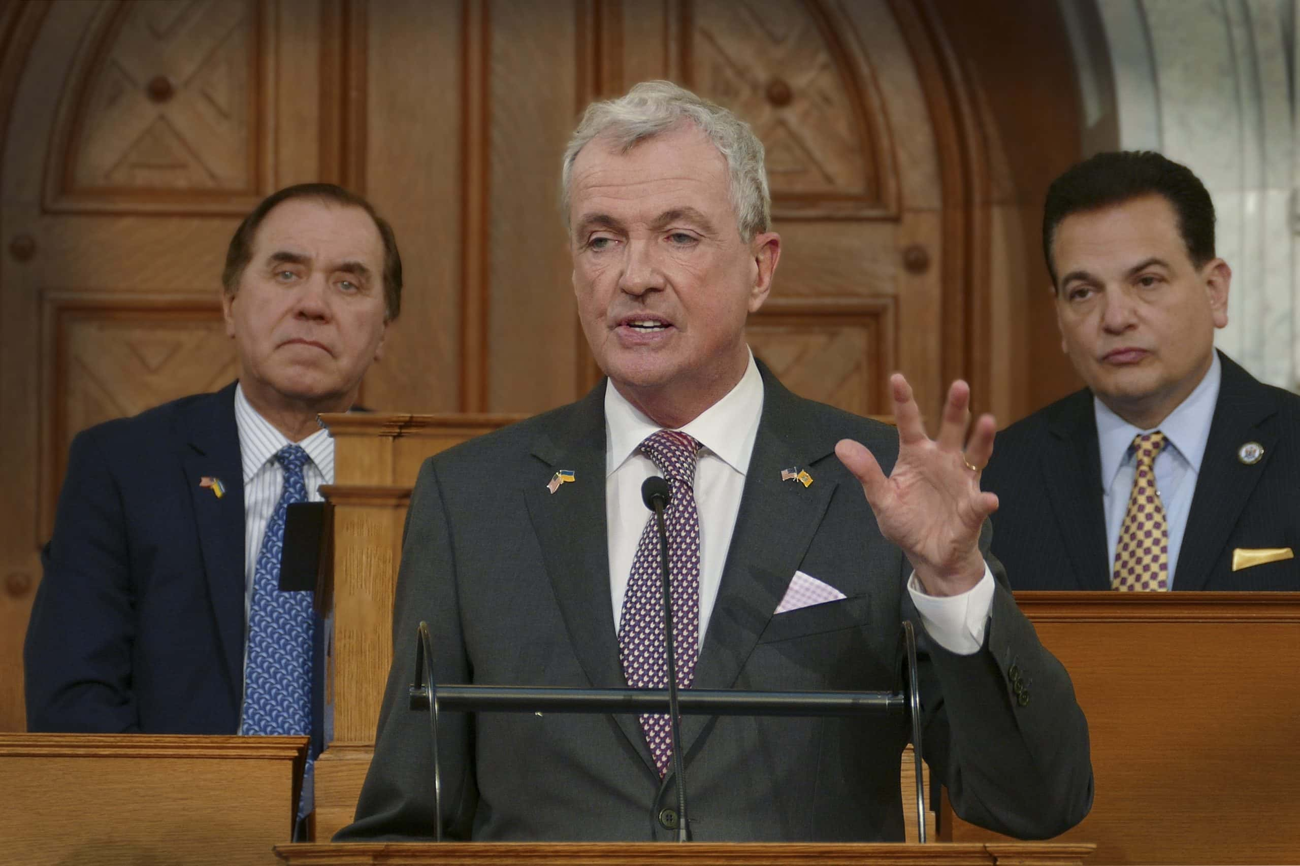 New Jersey Governor And Lawmakers Announce A Deal On Property Tax Rebate Plan For Seniors