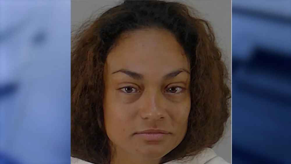 Florida Woman Arrested for Lewd Behavior at Dollar General Store