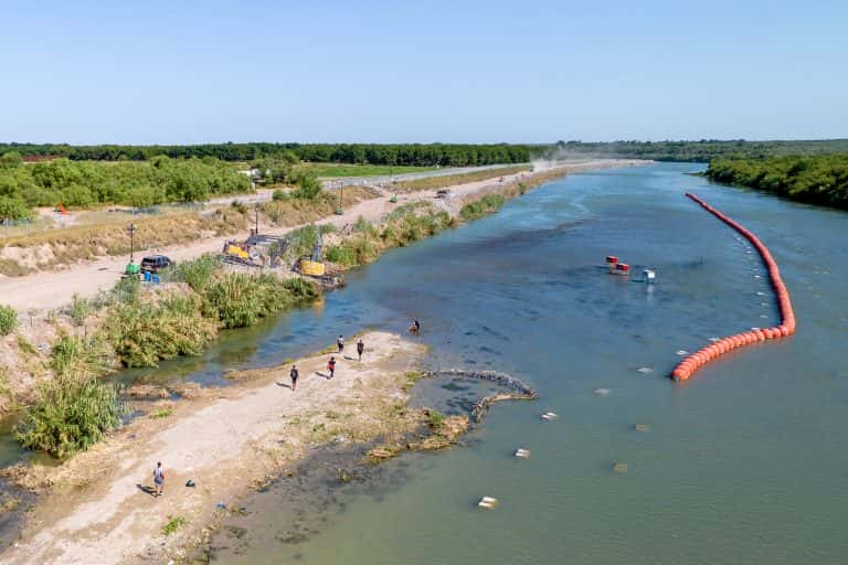 DOJ requests the judge to have the Texas floating barrier removed from the Rio Grande