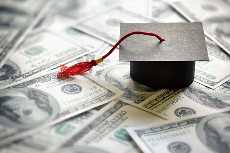 Scholarships, Grants, and Student Loans To Afford Educational Goals For College: See The Difference!