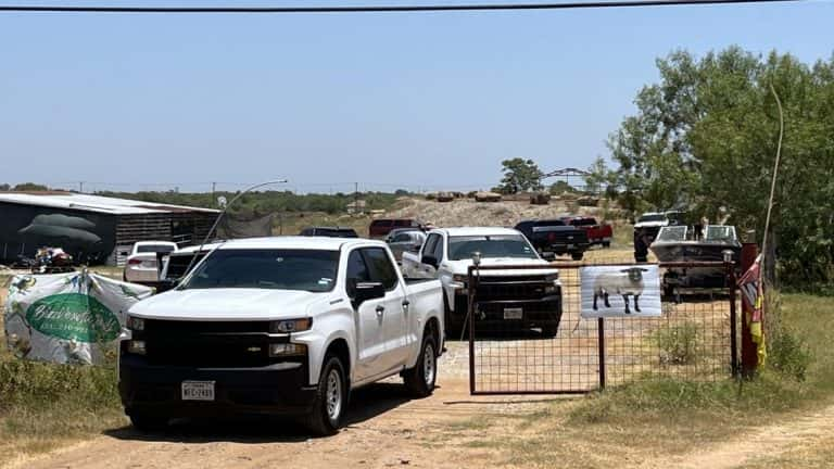 On a Texas farm, “human remains” were discovered in a luggage