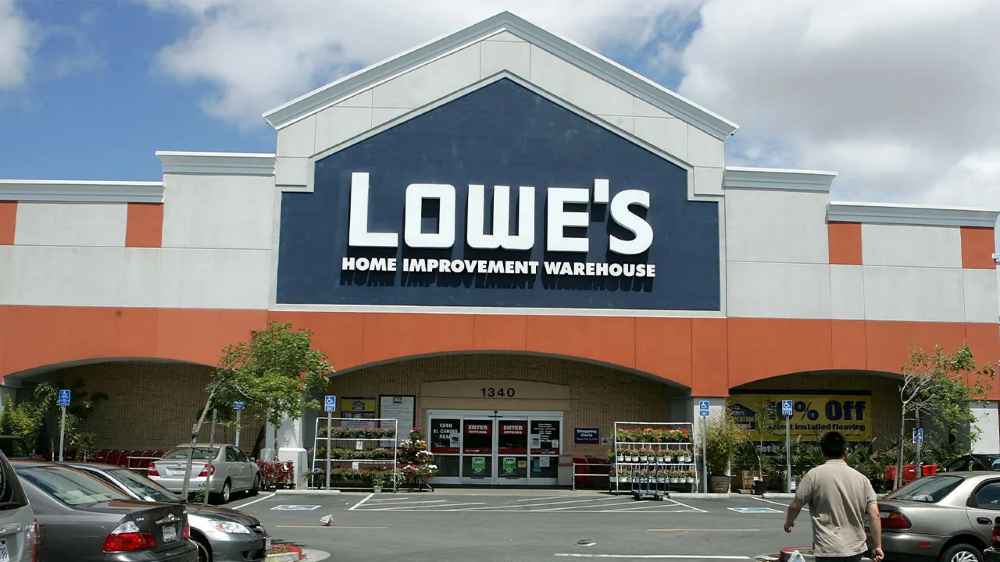 Lowes Employee Fired for Thwarting Theft Reinstated