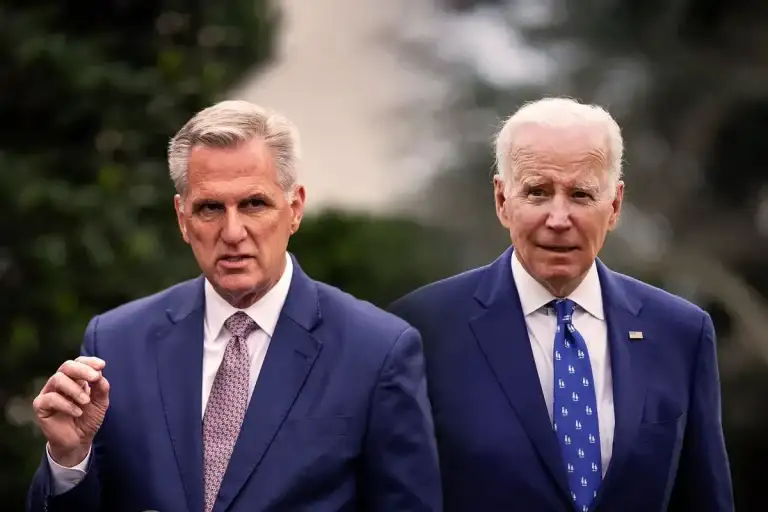 McCarthy once more follows Trump’s lead by bringing up the Biden impeachment investigation