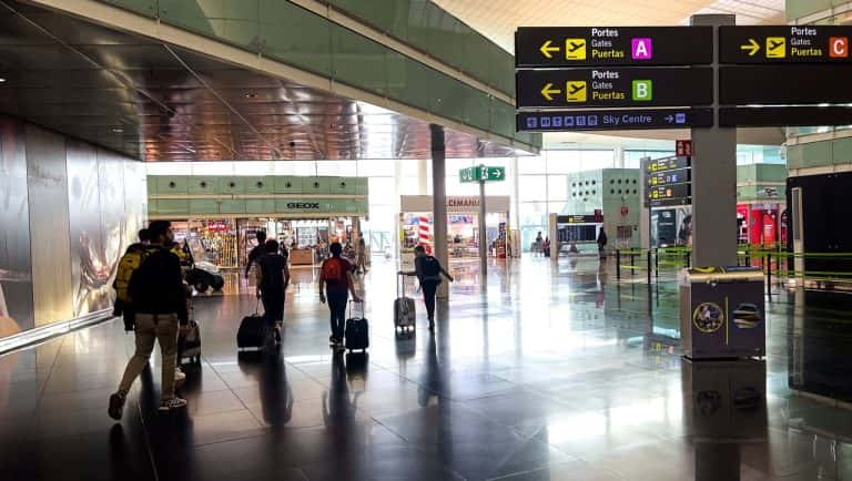 Major Jewelry and Cash Theft at Barcelona Airport