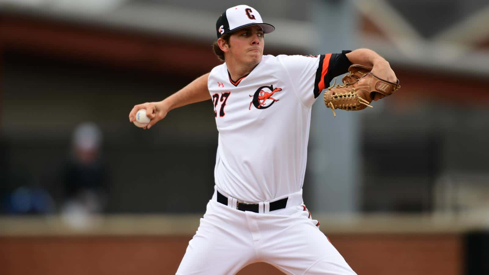 For the MLB’s top Atlanta Braves, offseason sub teacher throws 7 innings of scoreless baseball