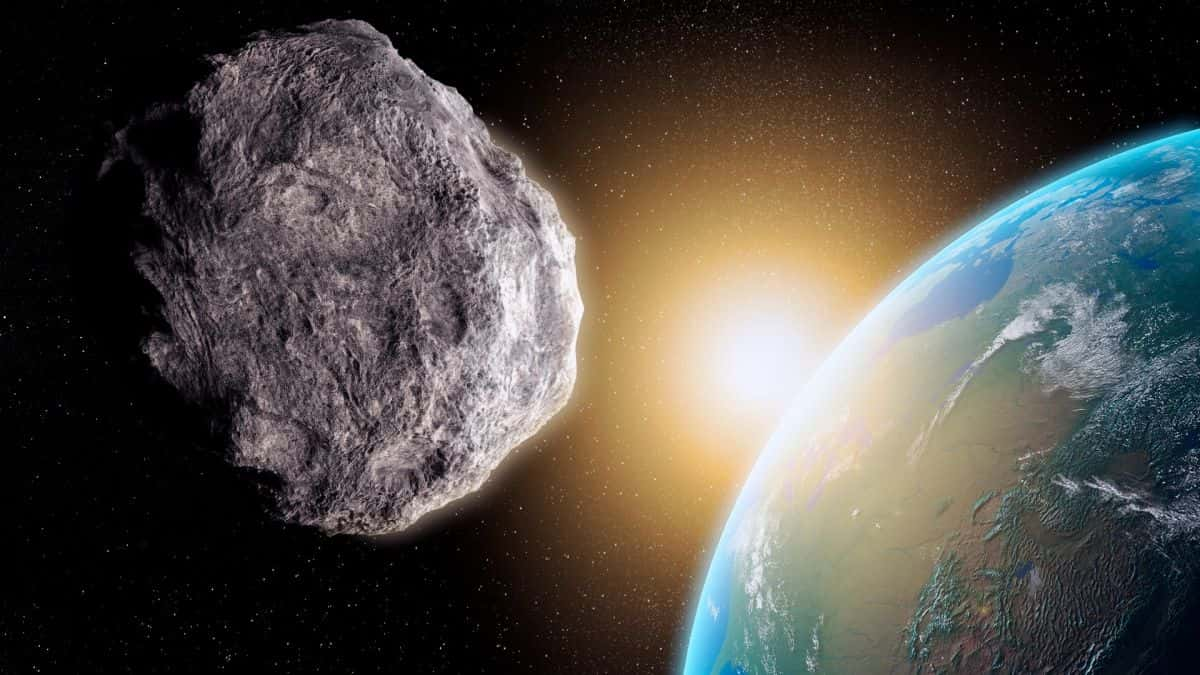 Massive Apollo Group Asteroid Expected To Approach Earth On August 11 – Check Here About Its Possible Impact!