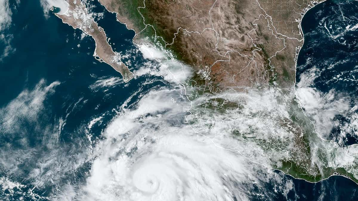 Ojai is hit by a 5.1-magnitude earthquake as Hurricane Hilary approaches Southern California