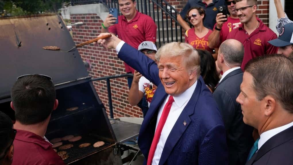 Trump Joins Iowa State Football Game in Rare Campaign Appearance