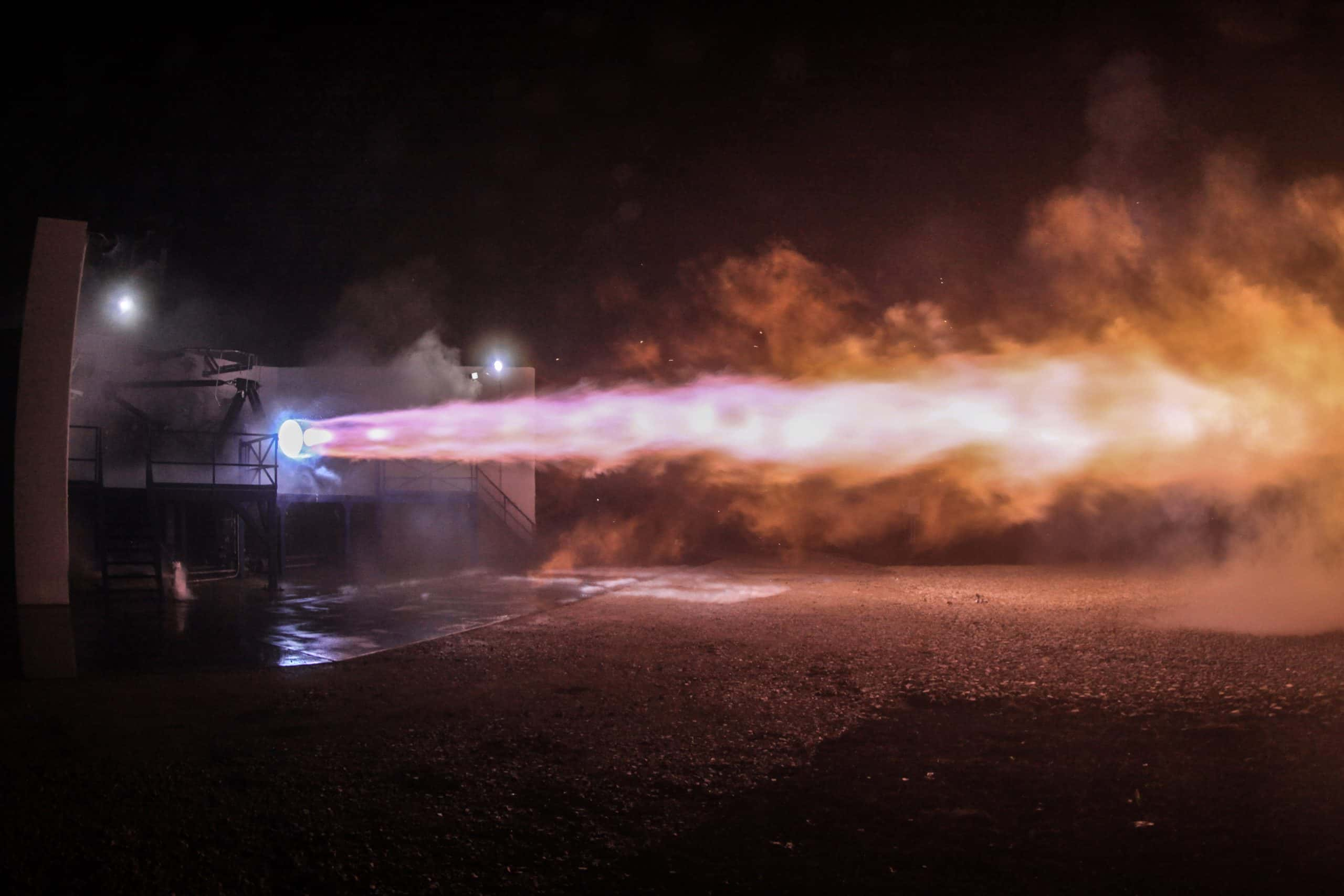 SpaceX Starship Engine Roars to Life in Lunar-like Cold