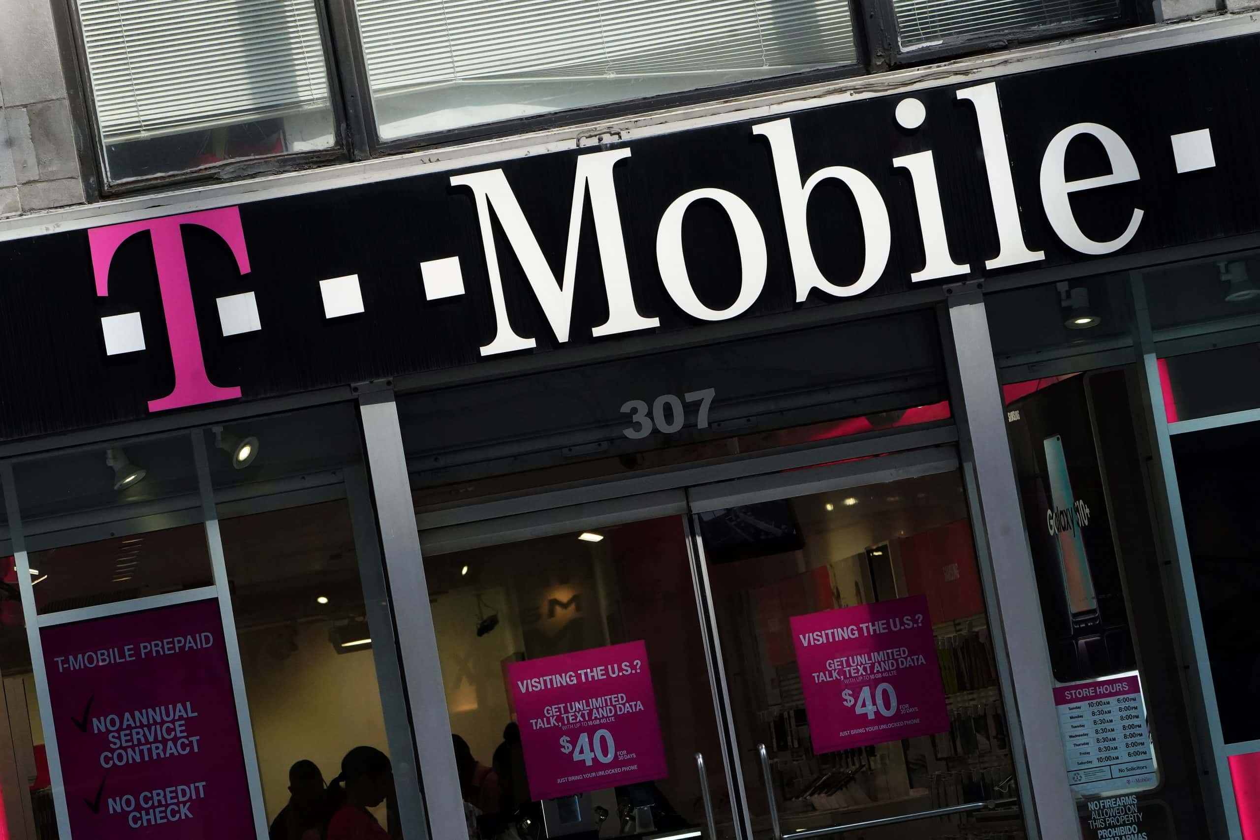 T-Mobile Launches Stock Dividend Program