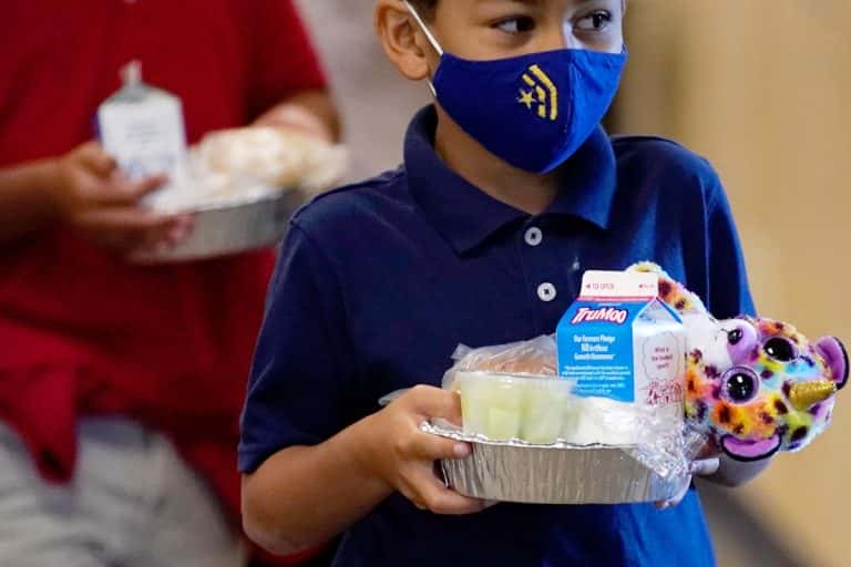 Utah Urges Families to Apply for Reduced-Price School Meals