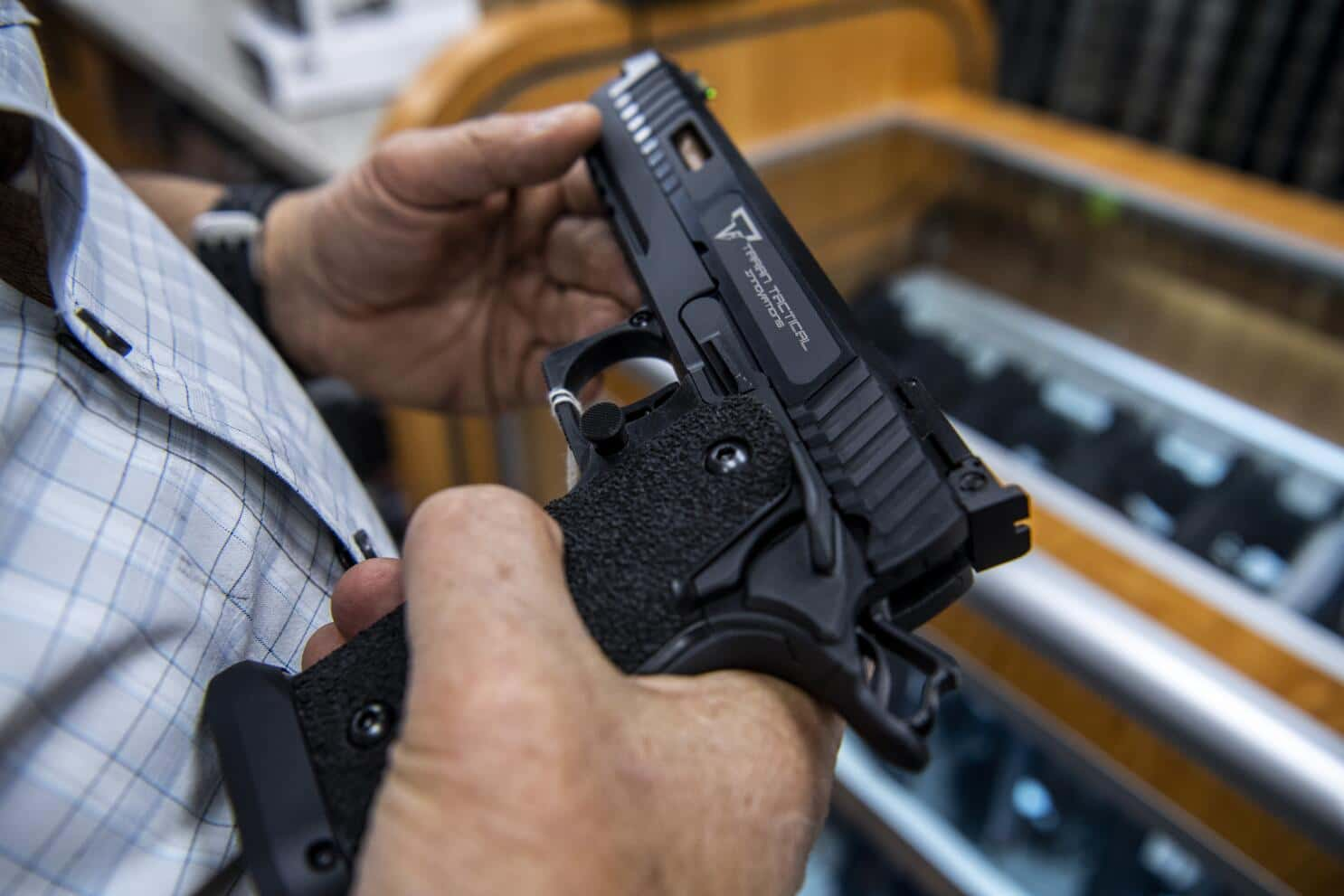 Illinois Gun Owners Granted Registration Option for Prohibited Firearms