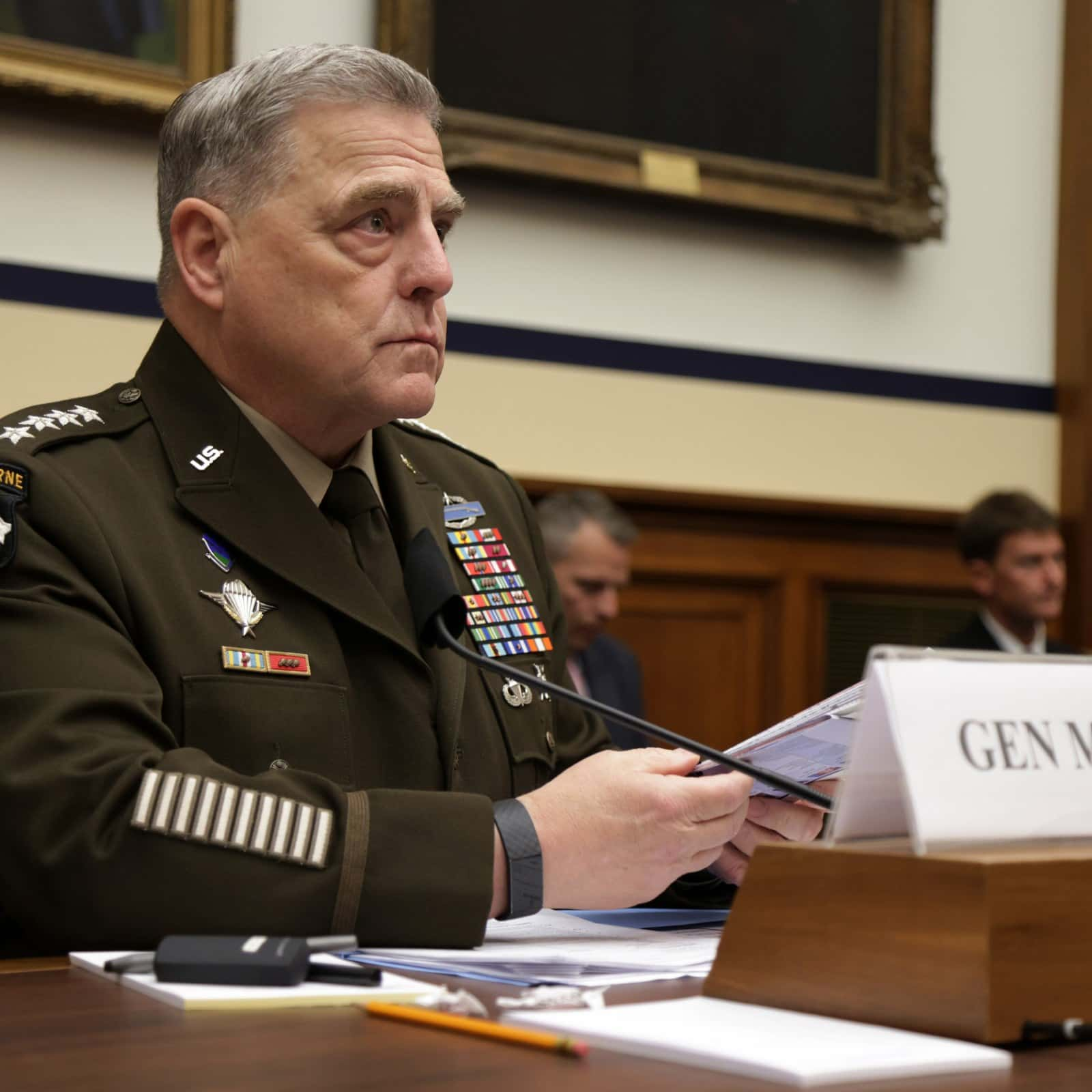 General Mark Milley Reveals 200,000 Russian Troops in Ukraine