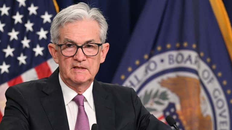 Fed Chair Jerome Powell Observes Cooling US Job Market