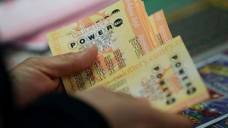 Powerball Lottery Ticket Worth $100,000 Teeters on Expiry as Deadline Looms