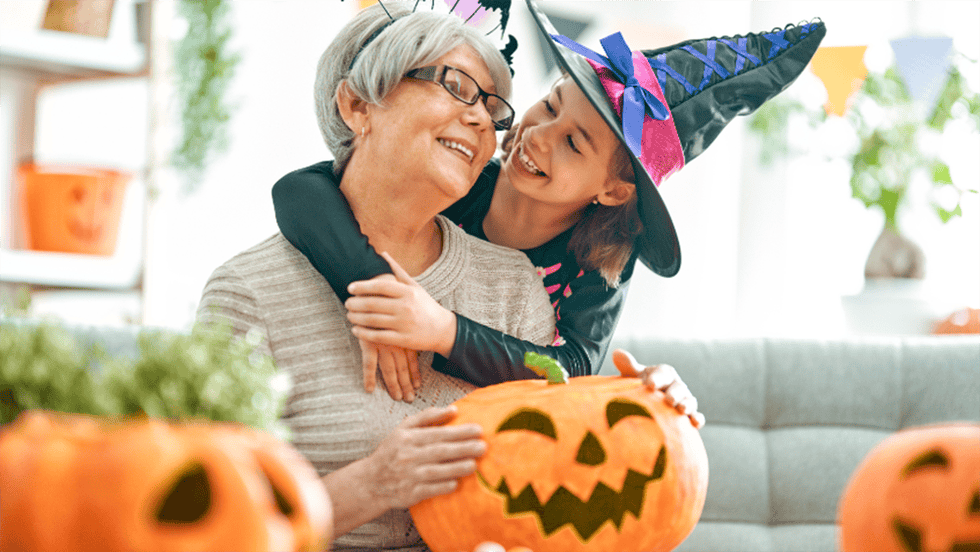 Ensuring a Comfortable Halloween for Someone with Dementia: Expert Tips for a Positive Experience