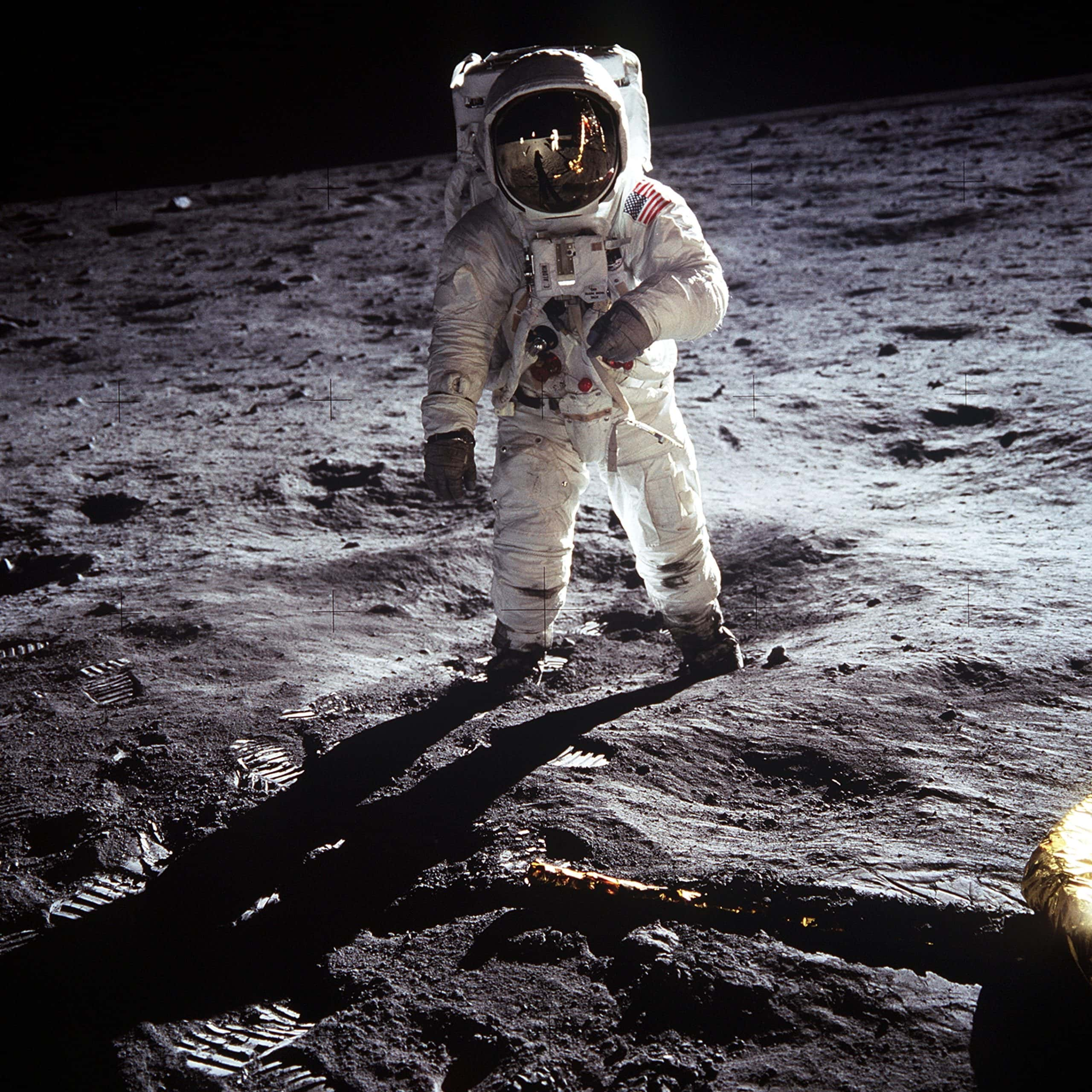 National Aeronautic and Space Administration Prepares Astronauts for Lunar Missions with Simulated Moonwalk Training