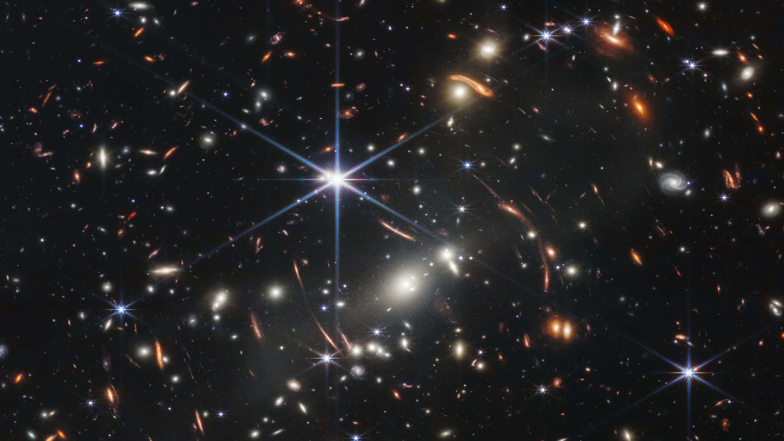 James Webb Space Telescope Images Reveal Early Universe's Dazzling Galaxies