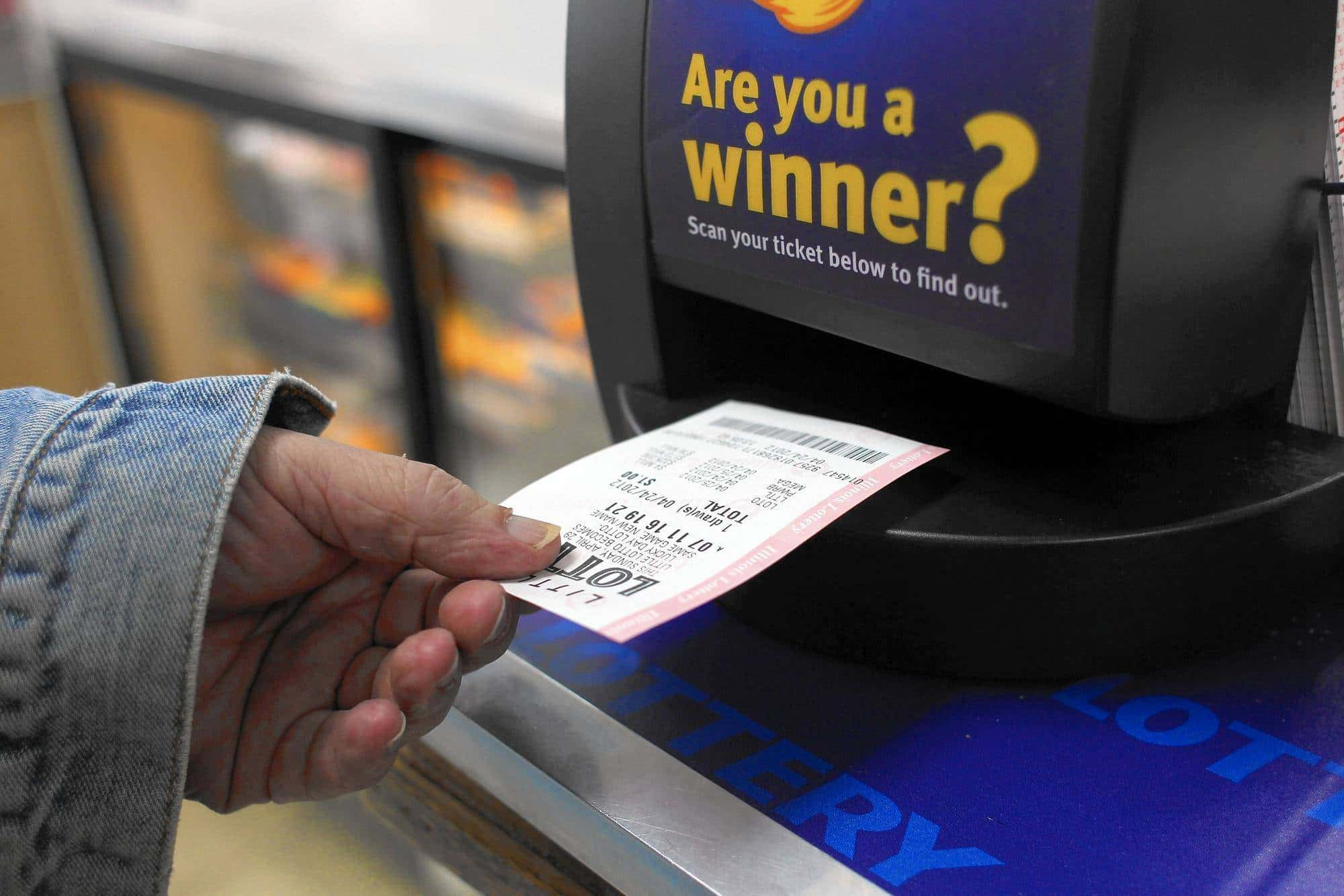 Lucky Numbers Lottery Ticket Worth $100,000 Nears Expiry in Illinois