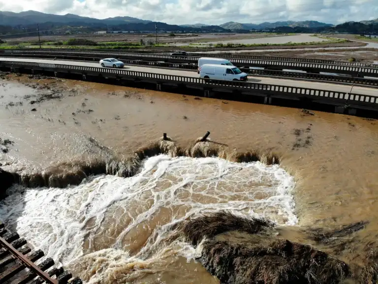 Comparable to California’s Great Deluge of 1997–1998, a ‘Super’ El Nino is developing