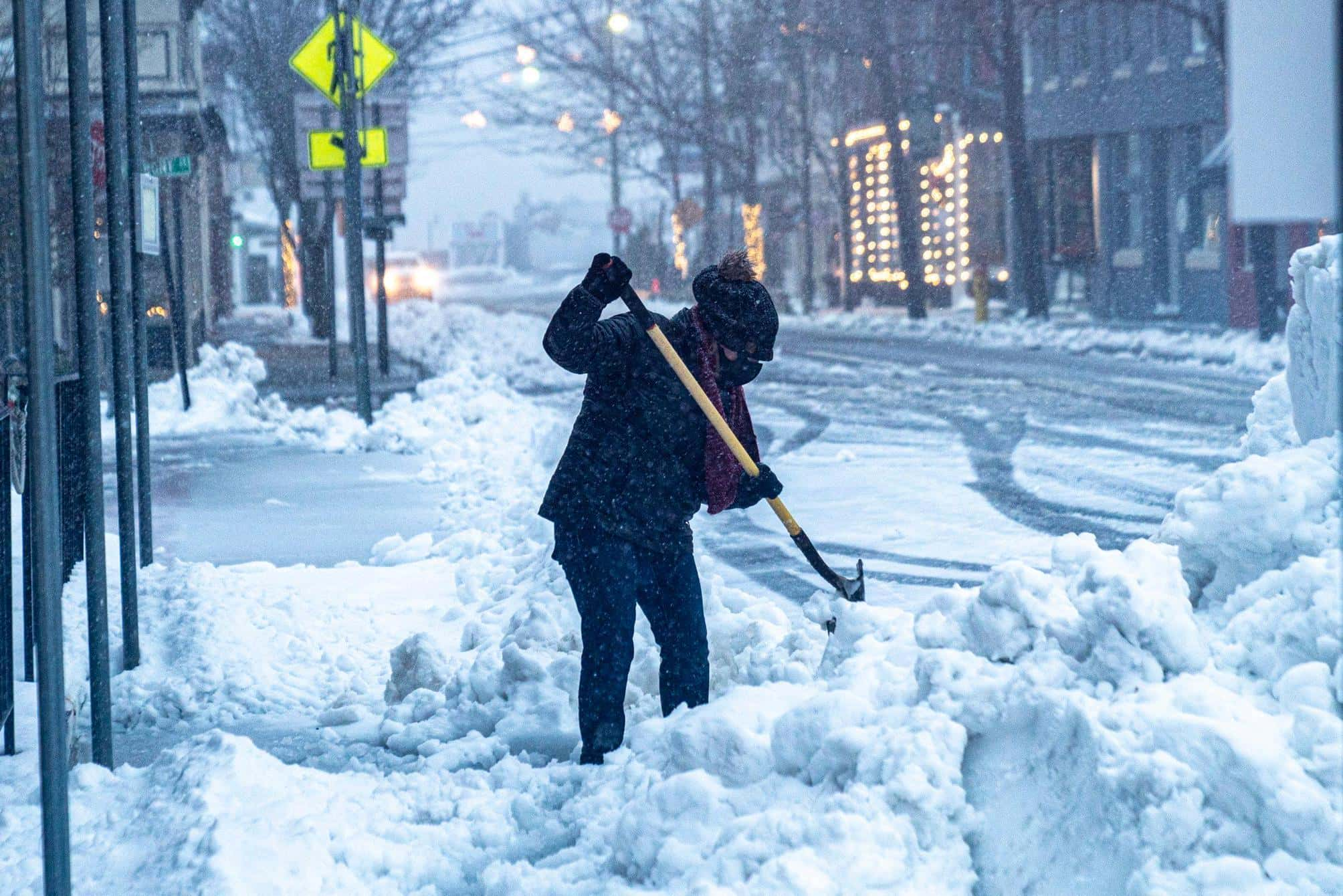 First Storm of the Season Blankets Helena, Montana in Unexpected Snowfall