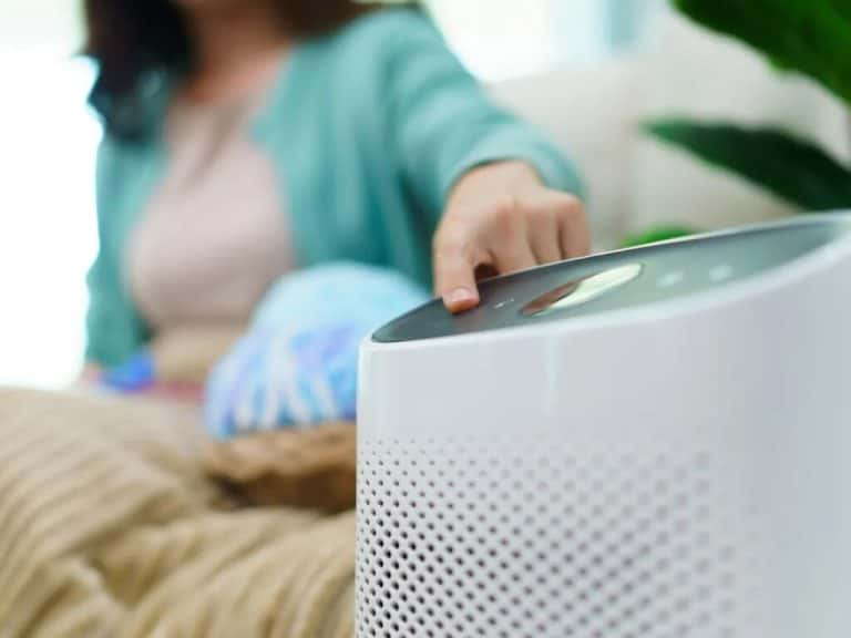 Gabrielle Perry Endorses PureZone Mini Portable Air Purifier