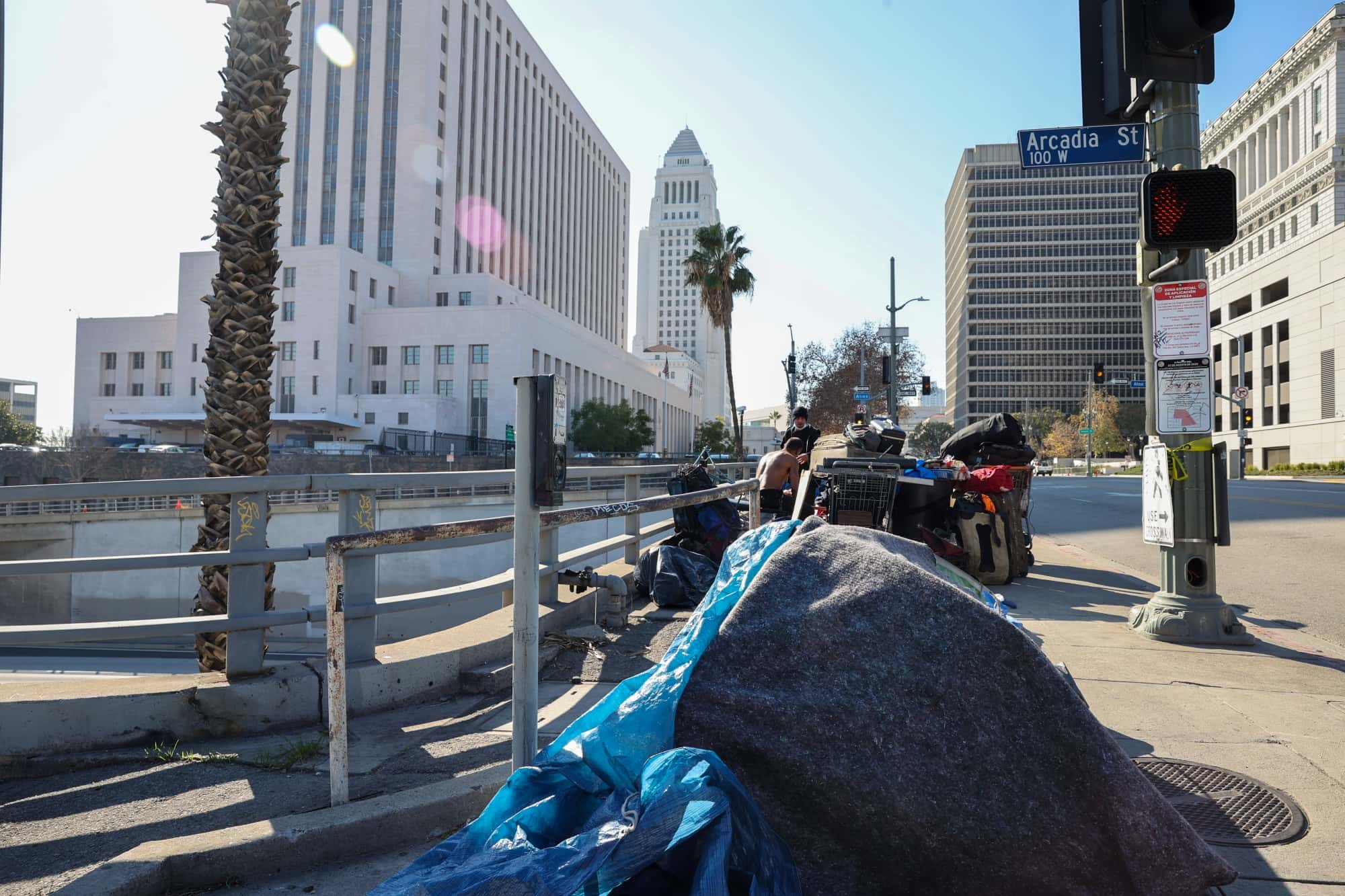 Los Angeles City Council Advances Rent Control Ordinance, Faces Criticism and Support