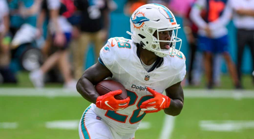 Dolphins Activate Star Rookie De’Von Achane from Injured Reserve, Anticipate Game-Changing Impact in Matchup Against Raiders