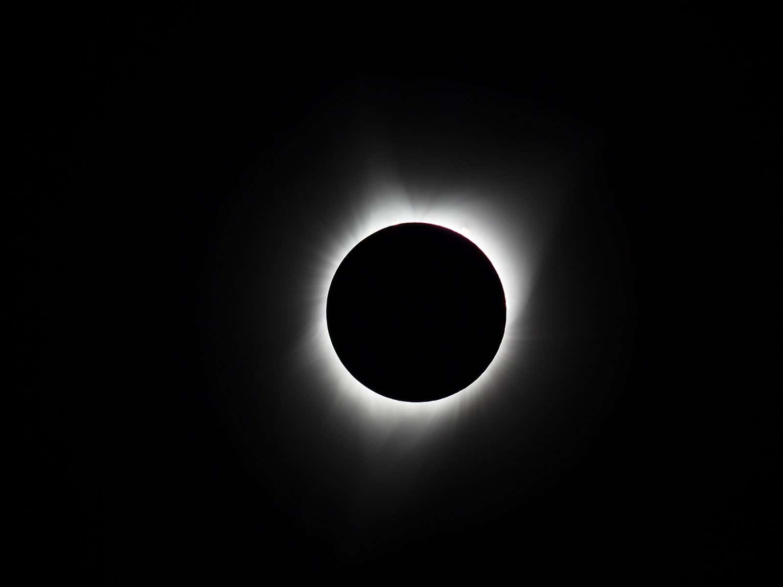 Unveiling the Magnificent Total Solar Eclipse 2024 A Celestial