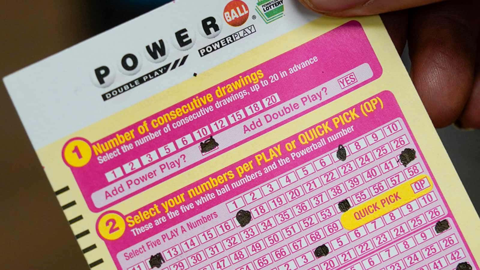 Powerball Lottery Ticket Sold in Arizona Restaurant Holds $100,000 Prize