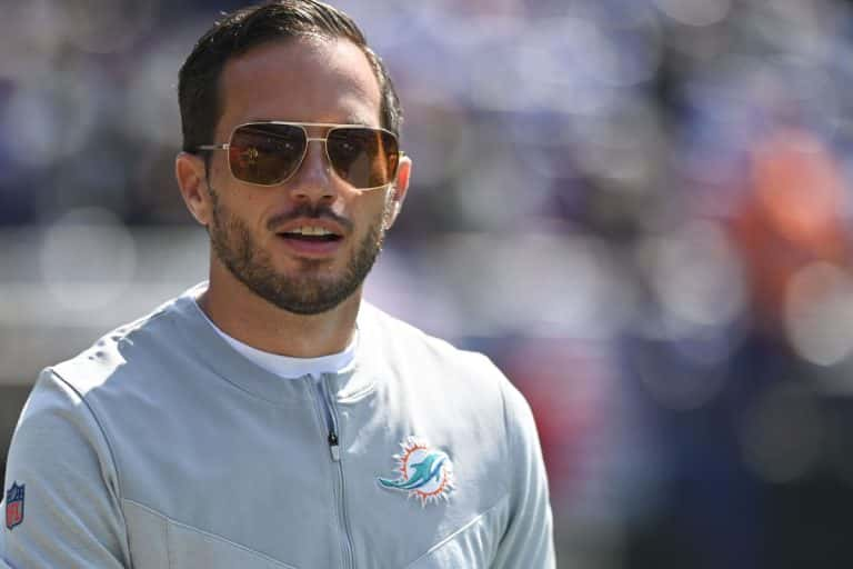 Mike McDaniel's Miami Dolphins Eye AFC East Title Amidst Strong Season and Rookie Resurgence