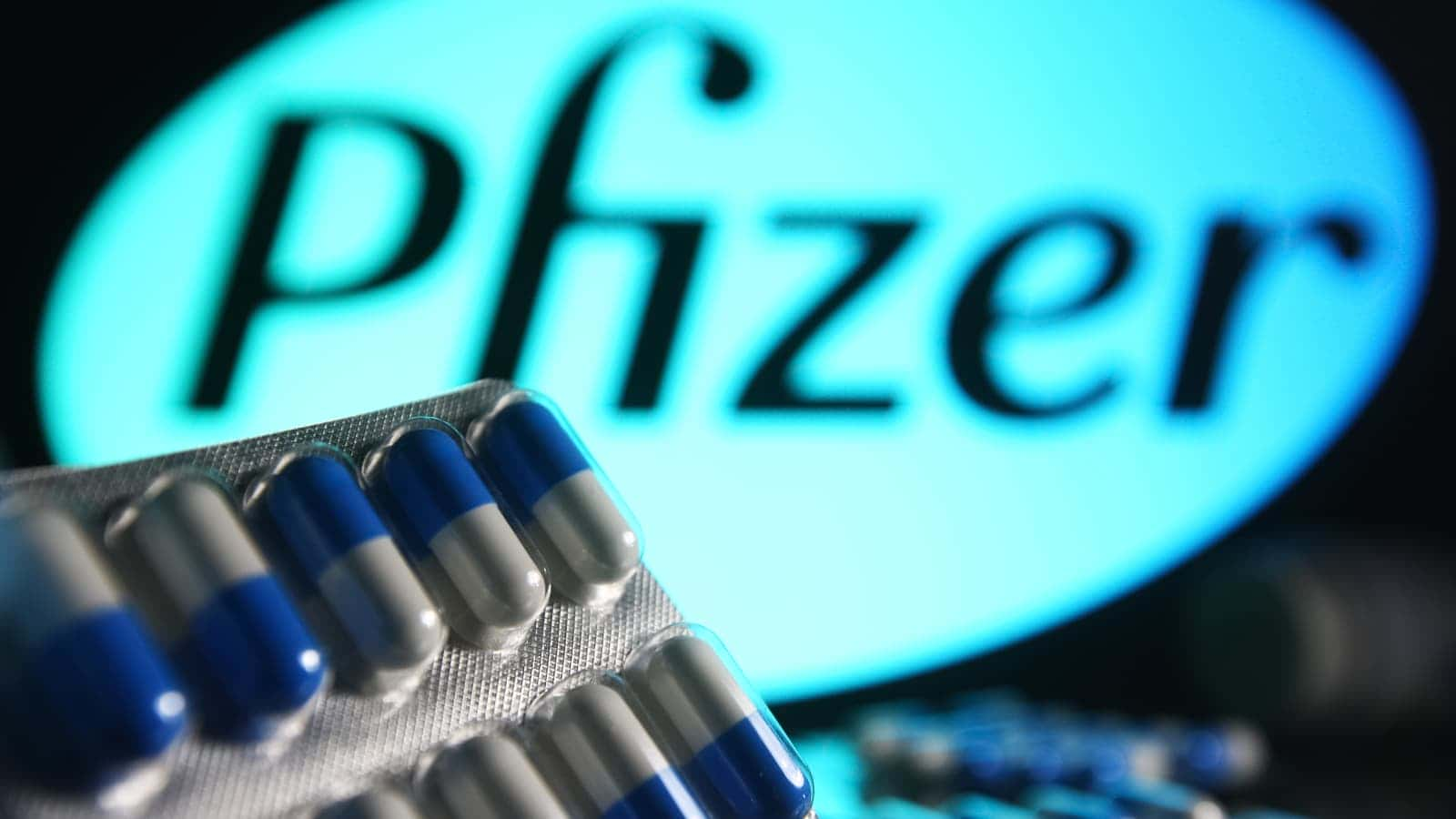 Pfizer Pharmaceutical Company Faces Share Decline as Twice-Daily Obesity Treatment Abandoned Due to High Dropout Rates in Clinical Trial