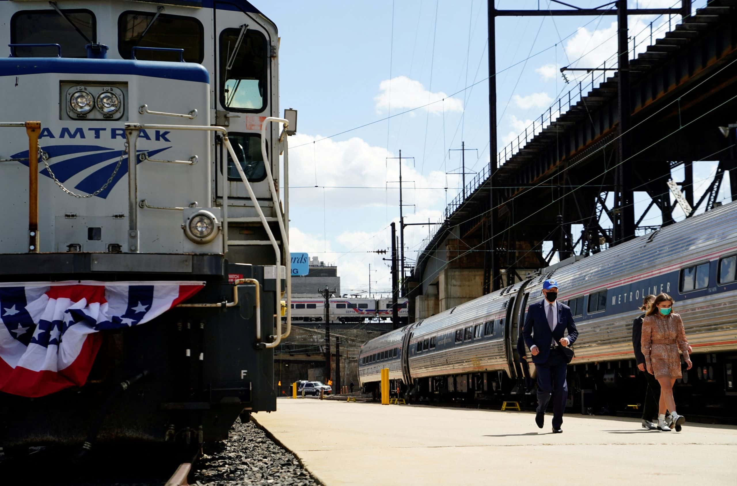 Biden Administration Injects $6 Billion into High-Speed Rail Projects in the West, Propelling Future of Transportation