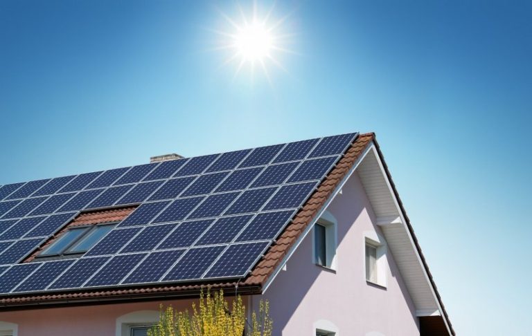 Sunny Outlook for Texas Homeowners: 2024 Unveils Lucrative Solar Tax Credits, Incentives, and Rebates to Power Up Savings