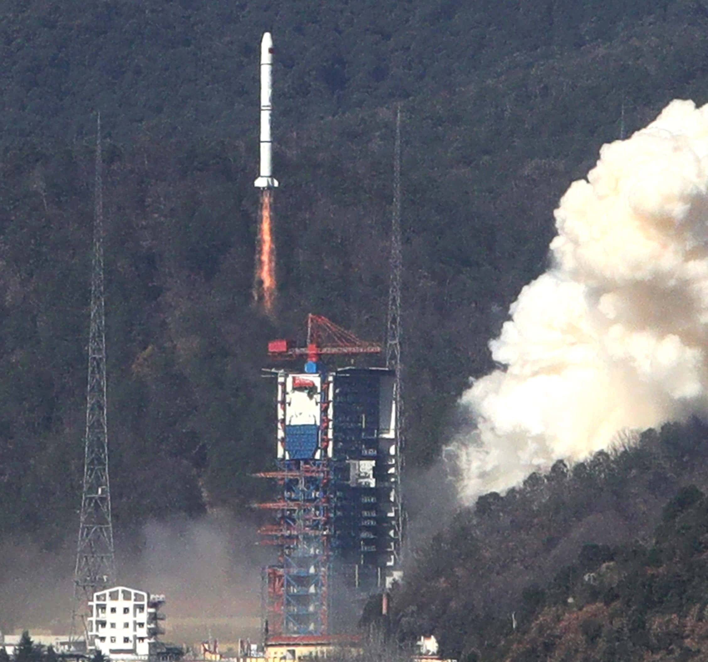 China Marks 500th Long March Rocket Launch with Successful Deployment of Yaogan-39 Satellites