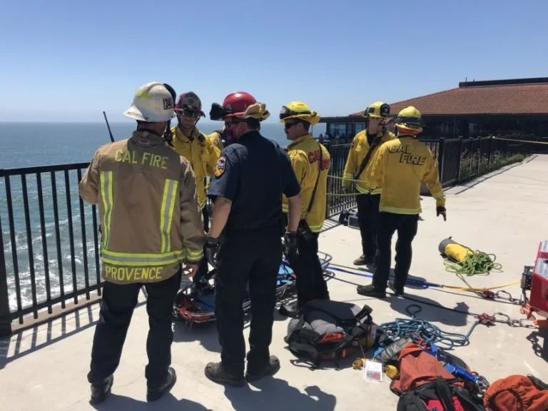 A tourist from Georgia sadly died at Pismo Beach after getting struck by waves